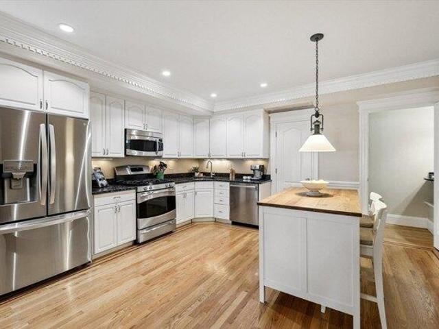 Condo for sale in Seaport, Boston