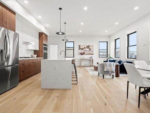 Condo for sale in Boston, Massachusetts