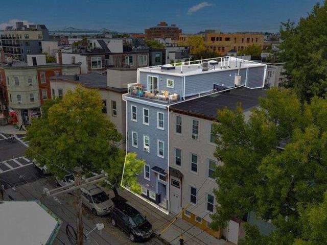 Condo for sale in Jeffries Point, Boston