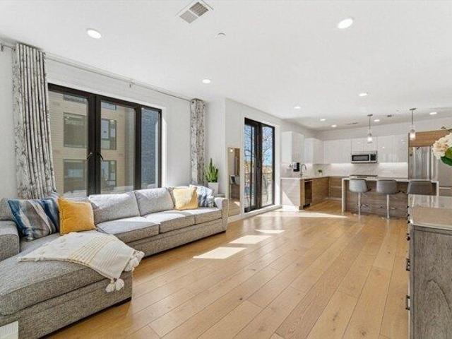 Condo for sale in Boston, Massachusetts