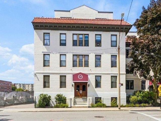 Condo for sale in Boston, Massachusetts