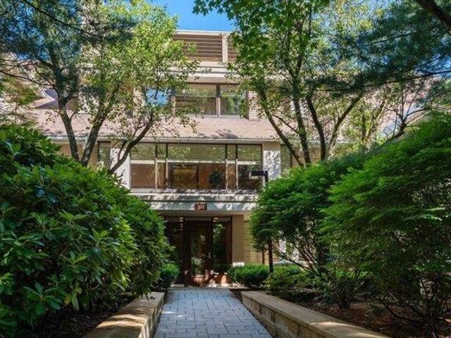 Condo for sale in Boston, Massachusetts