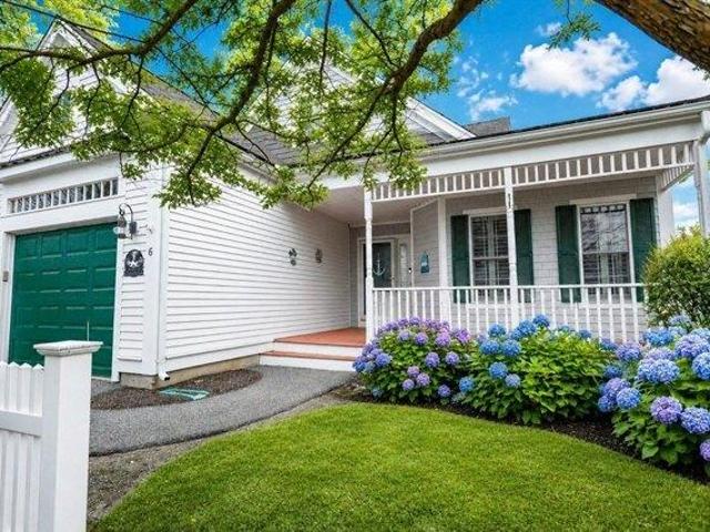 Condo for sale in Cataumet, Massachusetts