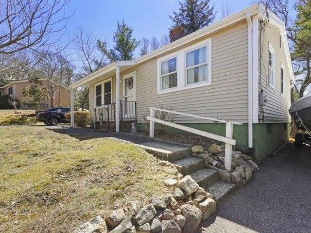 House for sale in Cataumet, Massachusetts