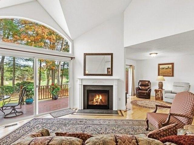 Condo for sale in Cataumet, Massachusetts