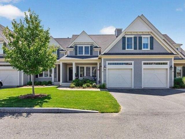 Condo for sale in Cataumet, Massachusetts