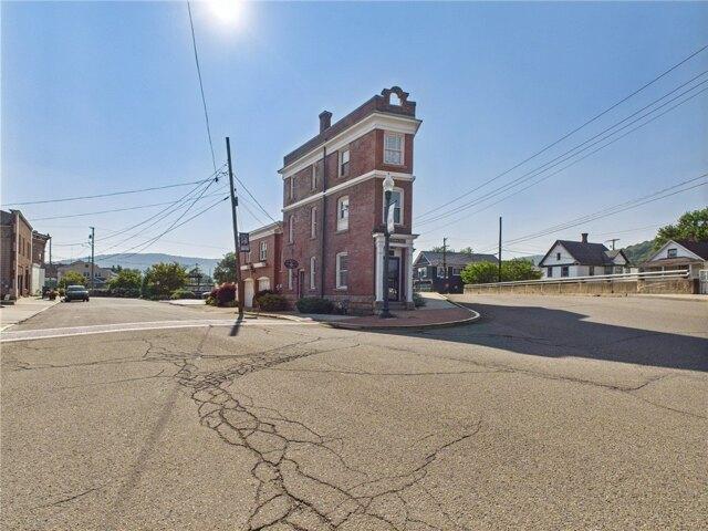 House for sale in Bradford, Pennsylvania