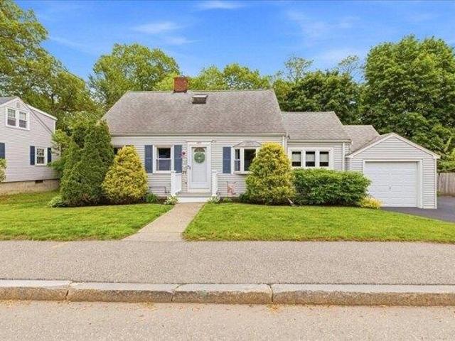 House for sale in Braintree, Massachusetts