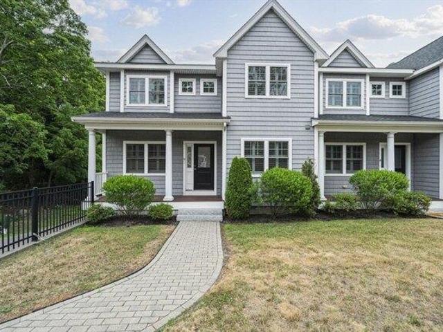 Condo for sale in Braintree, Massachusetts