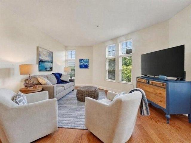 Condo for sale in Braintree, Massachusetts
