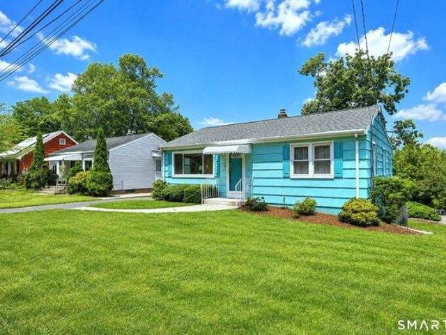 House for sale in Branford, Connecticut