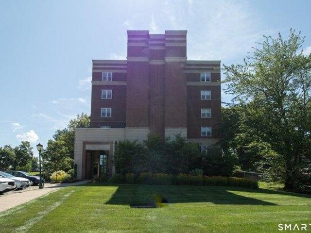 Condo for sale in Branford, Connecticut