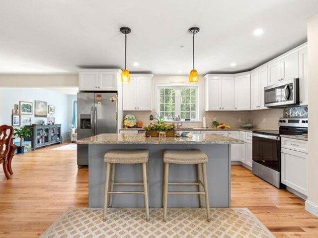 Condo for sale in Brentwood, Rockingham County