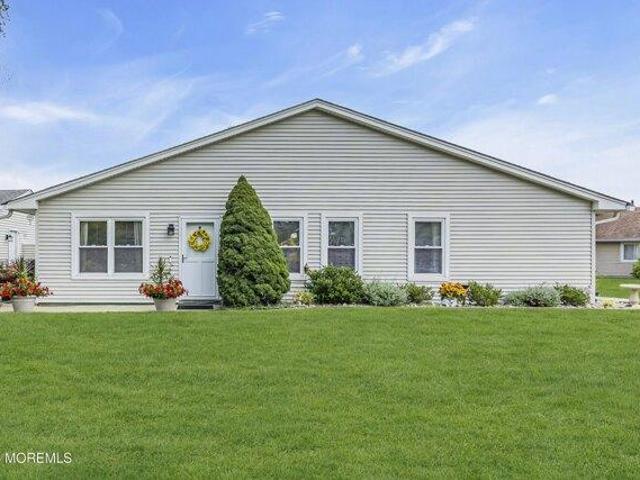 Condo for sale in Brick, New Jersey
