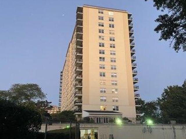 Condo for sale in Bridgeport, Connecticut