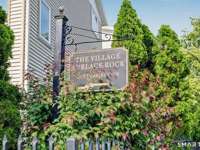 Condo for sale in Bridgeport, Connecticut