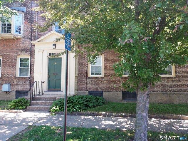 Condo for sale in Bridgeport, Connecticut