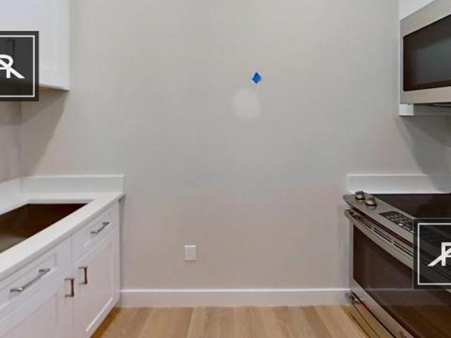 Apartment for rent in Brighton Apartment for rent in Brighton