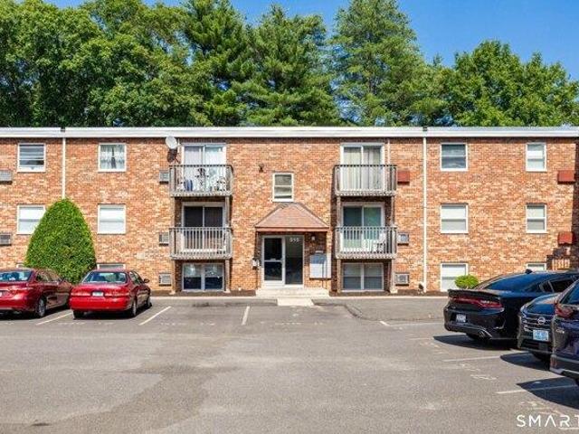 Condo for sale in Bristol, Connecticut