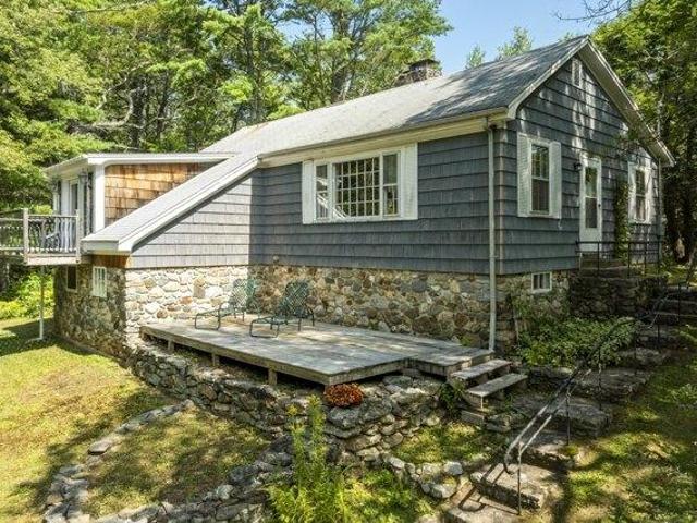 House for sale in Bristol, Maine