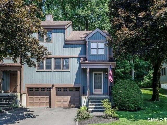 House for sale in Brookfield, Connecticut
