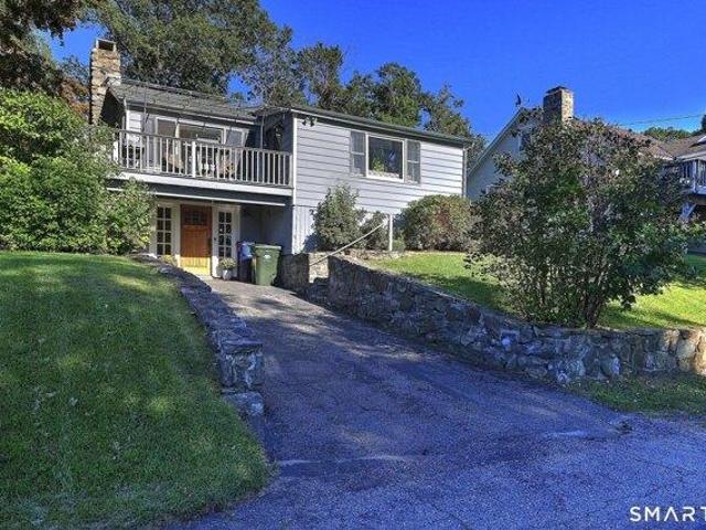 House for sale in Candlewood Shores, Brookfield