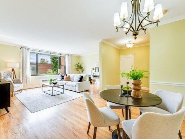 Condo for sale in North Brookline, Brookline