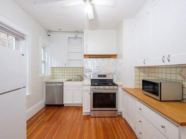 Condo for sale in Brookline
