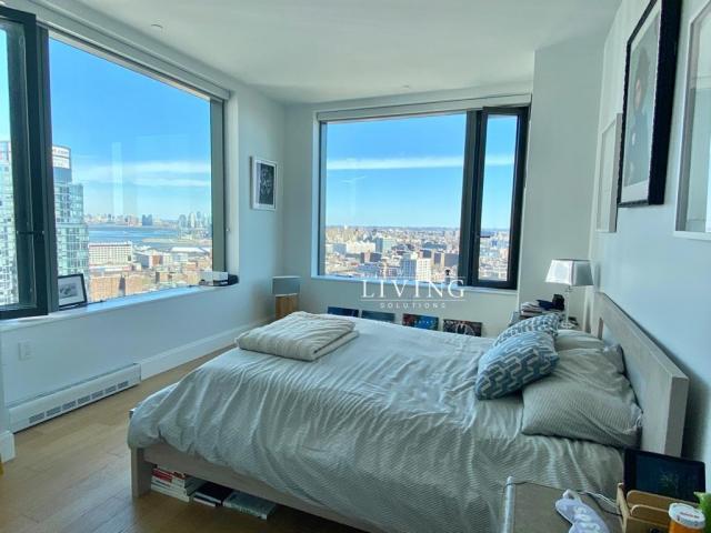 Apartment for rent in Arverne, New York