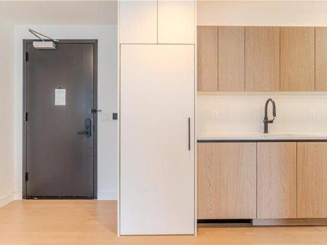 Condo for sale in Arverne, New York