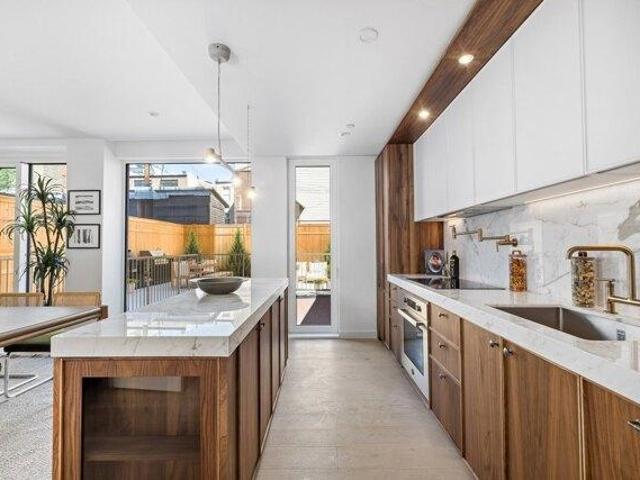 Condo for sale in Arverne, New York