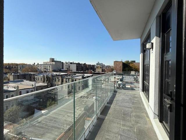 Apartment for rent in Arverne, New York