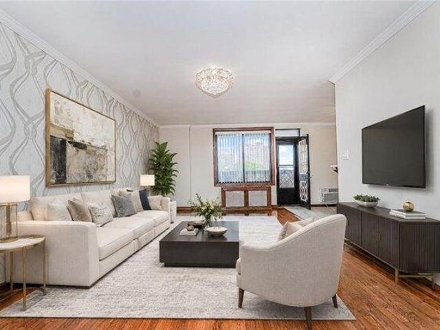 Condo for sale in Arverne, New York