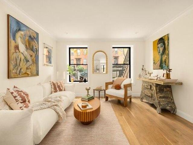 Condo for sale in Arverne, New York