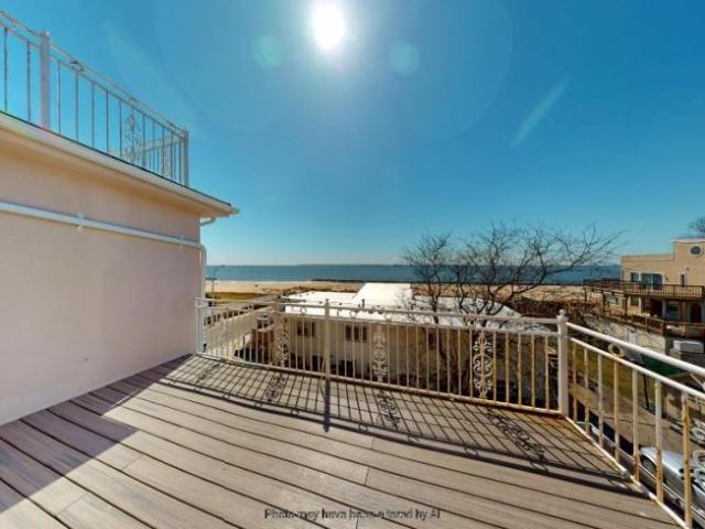 Condo for sale in Arverne, New York