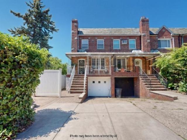 House for sale in Arverne, New York