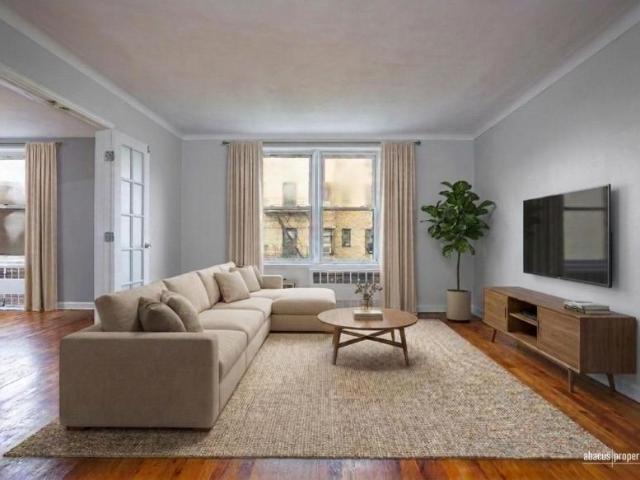Apartment for sale in Arverne, New York