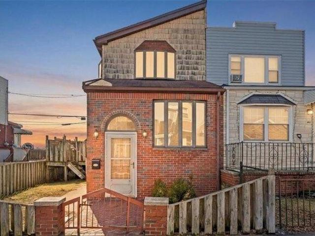 House for sale in Arverne, New York
