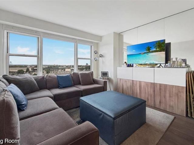 Apartment for sale in Arverne, New York