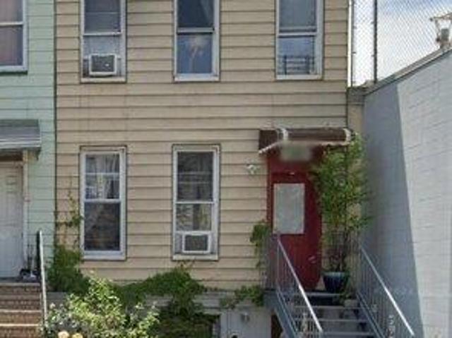 House for sale in Arverne, New York