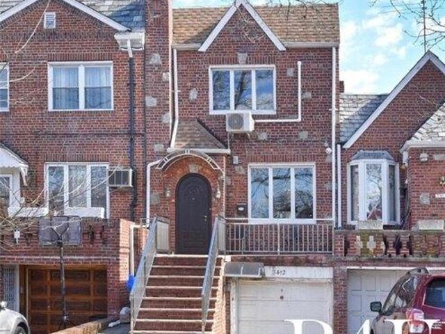 House for sale in Arverne, New York