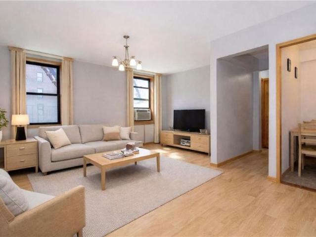 Apartment for sale in Arverne, New York