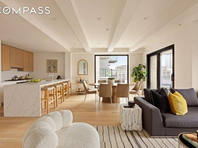 Condo for sale in Arverne, New York