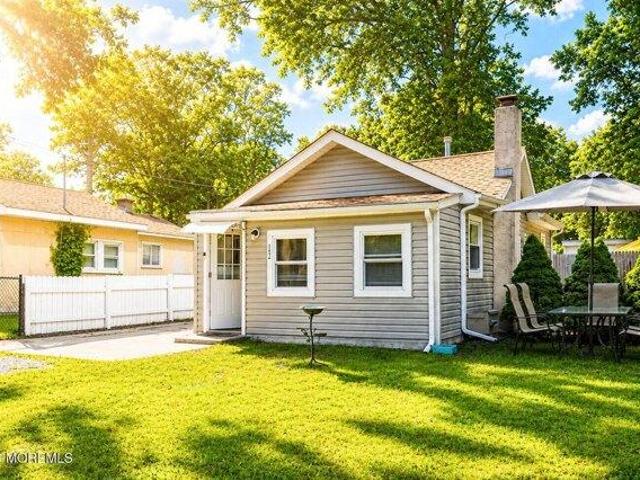 House for sale in Browns Mills, New Jersey