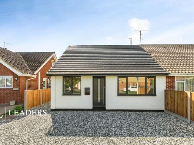 Bungalow for sale in Wick, Clapham