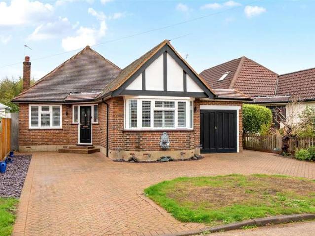 Bungalow for sale in Hersham, Elmbridge