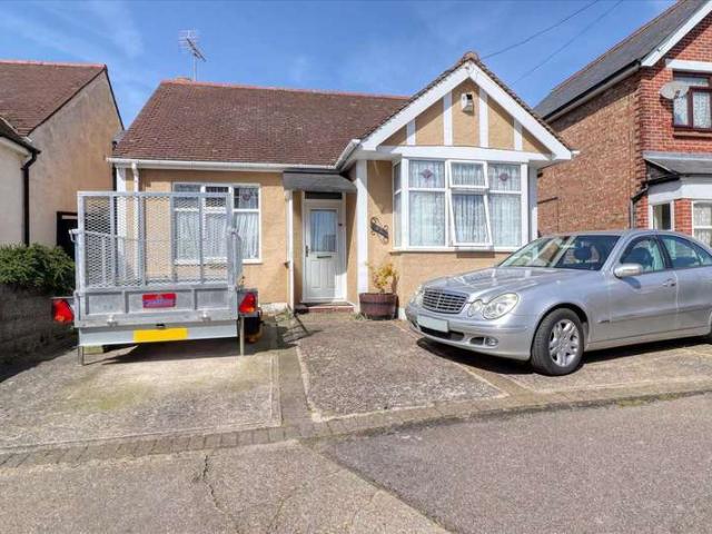 Bungalow for sale in Dale Hill, Essex