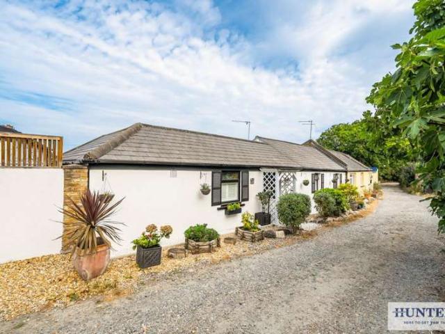 Bungalow for sale in Shooters Hill, Greater London