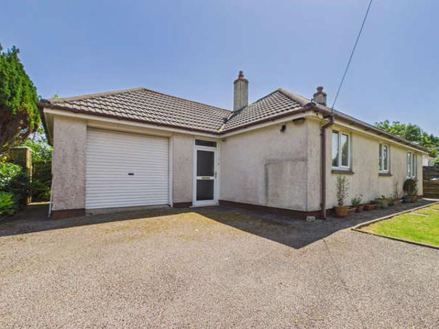 Bungalow for sale in Leedstown, Cornwall