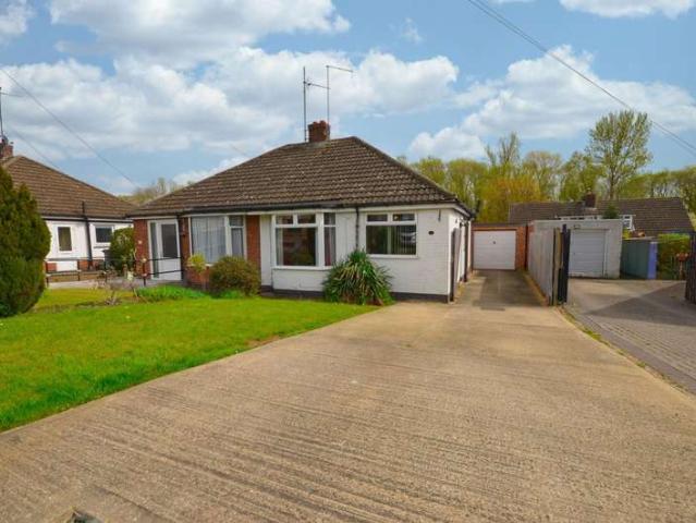 Bungalow for sale in Kettering